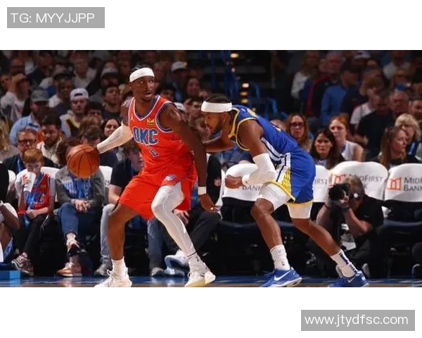 17日NBA勇士与雷霆精彩对决录像回放分析与精彩瞬间回顾 17日NBA勇士与雷霆精彩对决录像回放分析与精彩瞬间回顾