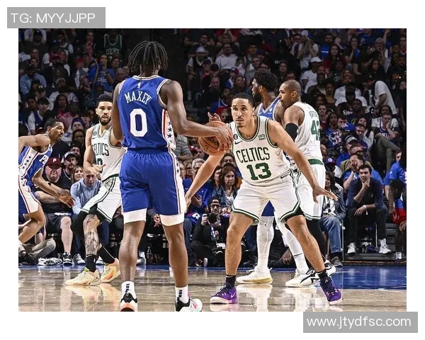 凯尔特人与76人季后赛第二场激战回顾与精彩瞬间分析 凯尔特人与76人季后赛第二场激战回顾与精彩瞬间分析