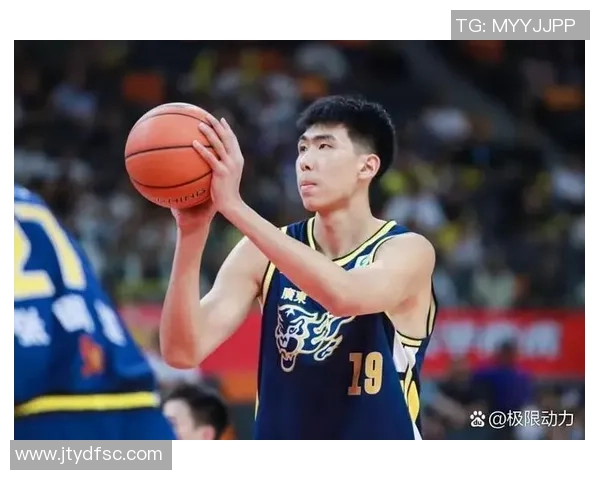 CBA精彩对决广东队迎战深圳队录像回放10月20日全场精彩瞬间回顾