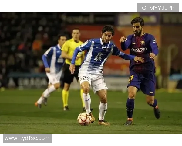 巴萨与西班牙人激战全场精彩回放2020年赛事回顾与分析 巴萨与西班牙人激战全场精彩回放2020年赛事回顾与分析