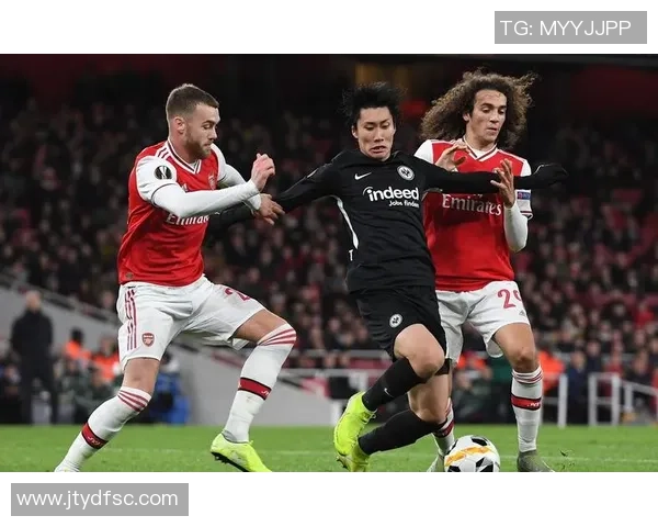 法兰克福与阿森纳精彩对决图片回顾与分析 法兰克福与阿森纳精彩对决图片回顾与分析