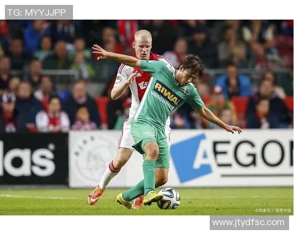 登博思与多德勒支的精彩对决回顾及赛季表现分析 登博思与多德勒支的精彩对决回顾及赛季表现分析